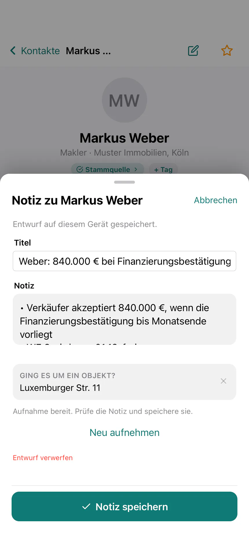 immoJUMP-App: von der KI aufbereitete Sprachnotiz mit Titel und Kernpunkten, zugeordnet zum Kontakt und zum Objekt Luxemburger Str. 11